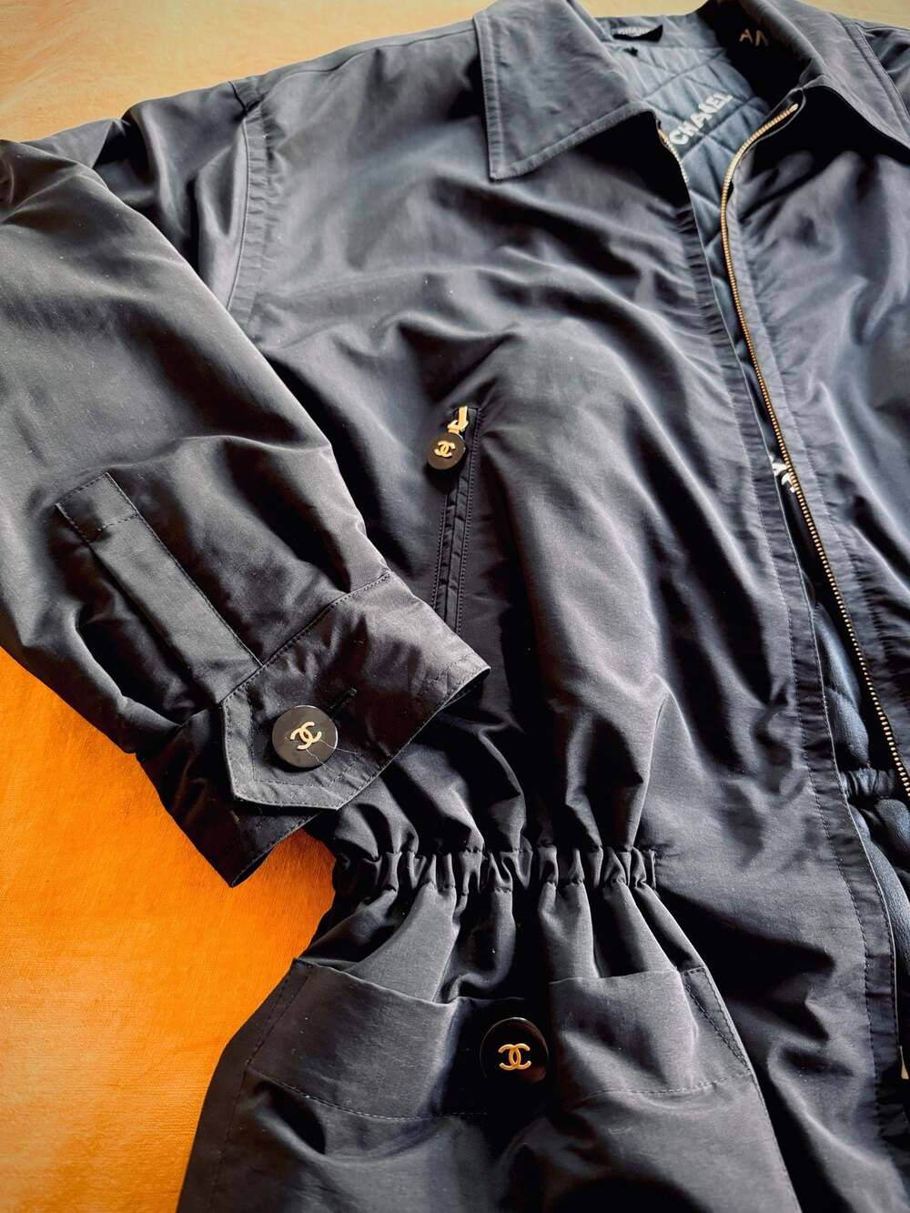 Vintage Chanel 31 Rue Jacket - Picture 4 of 5